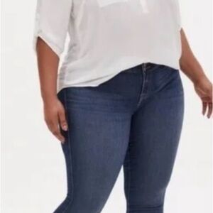 NWT Torrid Cascade Blue Jegging | 14S Short | Sealed In Original Packaging